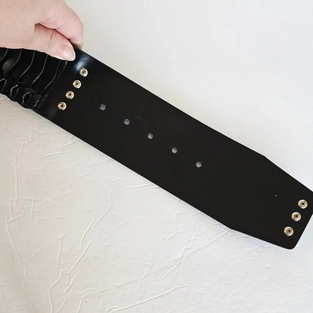 Guess Black Faux Leather Wide Belt Rhinestones Womens Medium Bold Goth Night Out